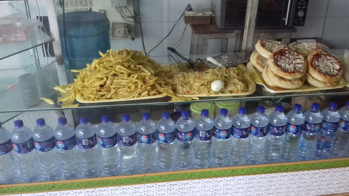 Shaim Samia Fast Food