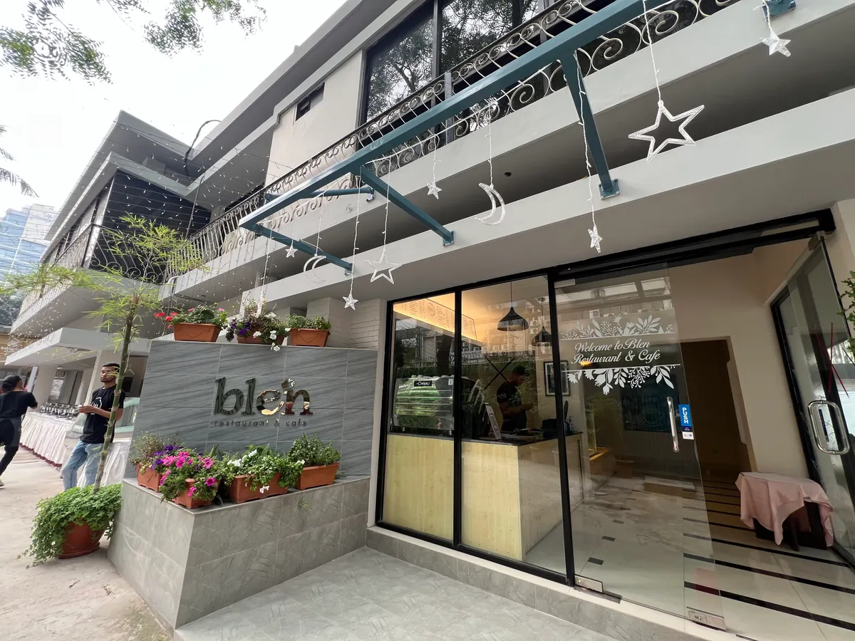 Blen Restaurant & Cafe — exterior
