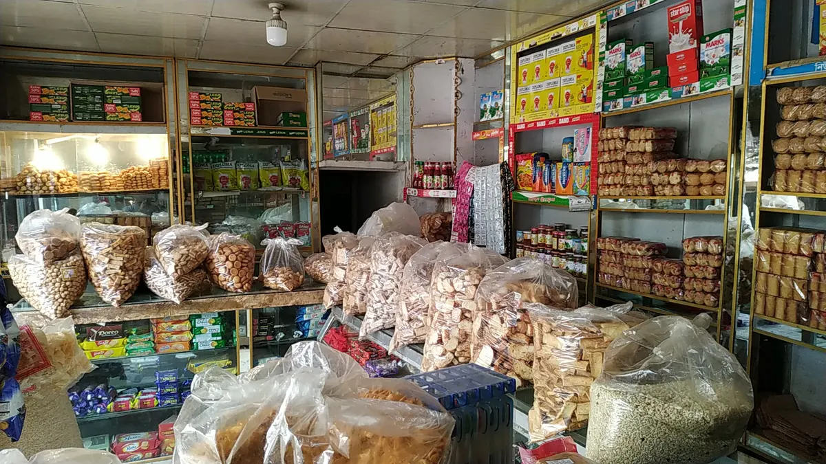 Priya Bakery And Food