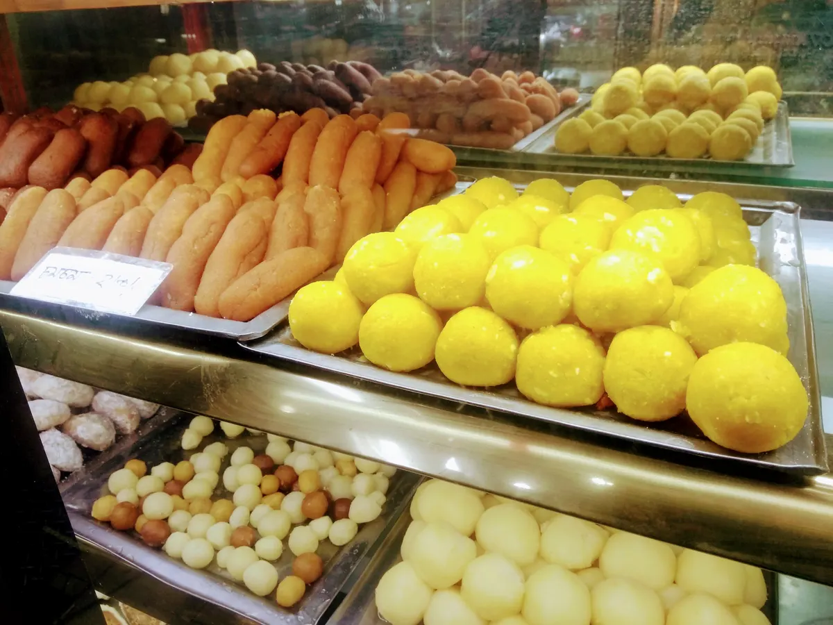 Rosher Fota Sweets & Bakery