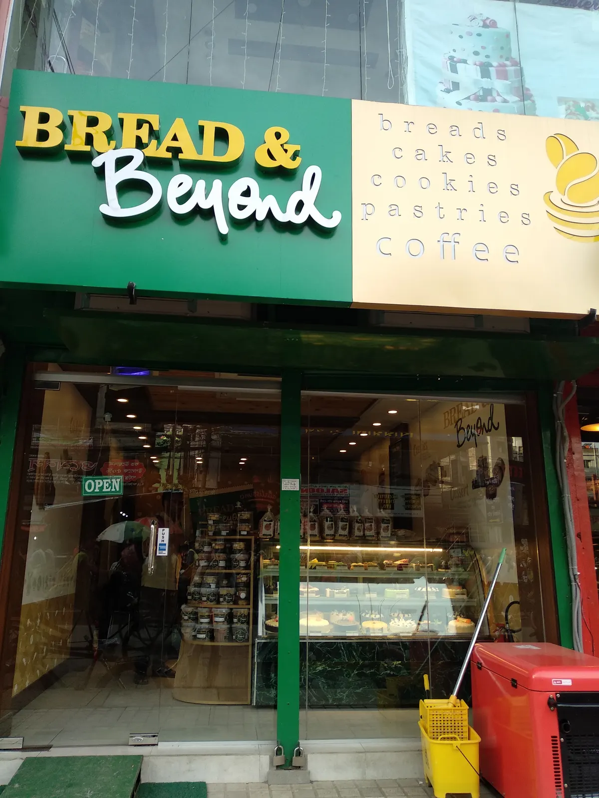 Bread & Beyond- Bashundhara R/A.