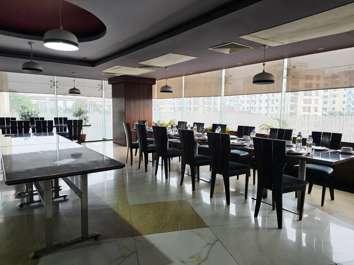 RAOWA Club Restaurant