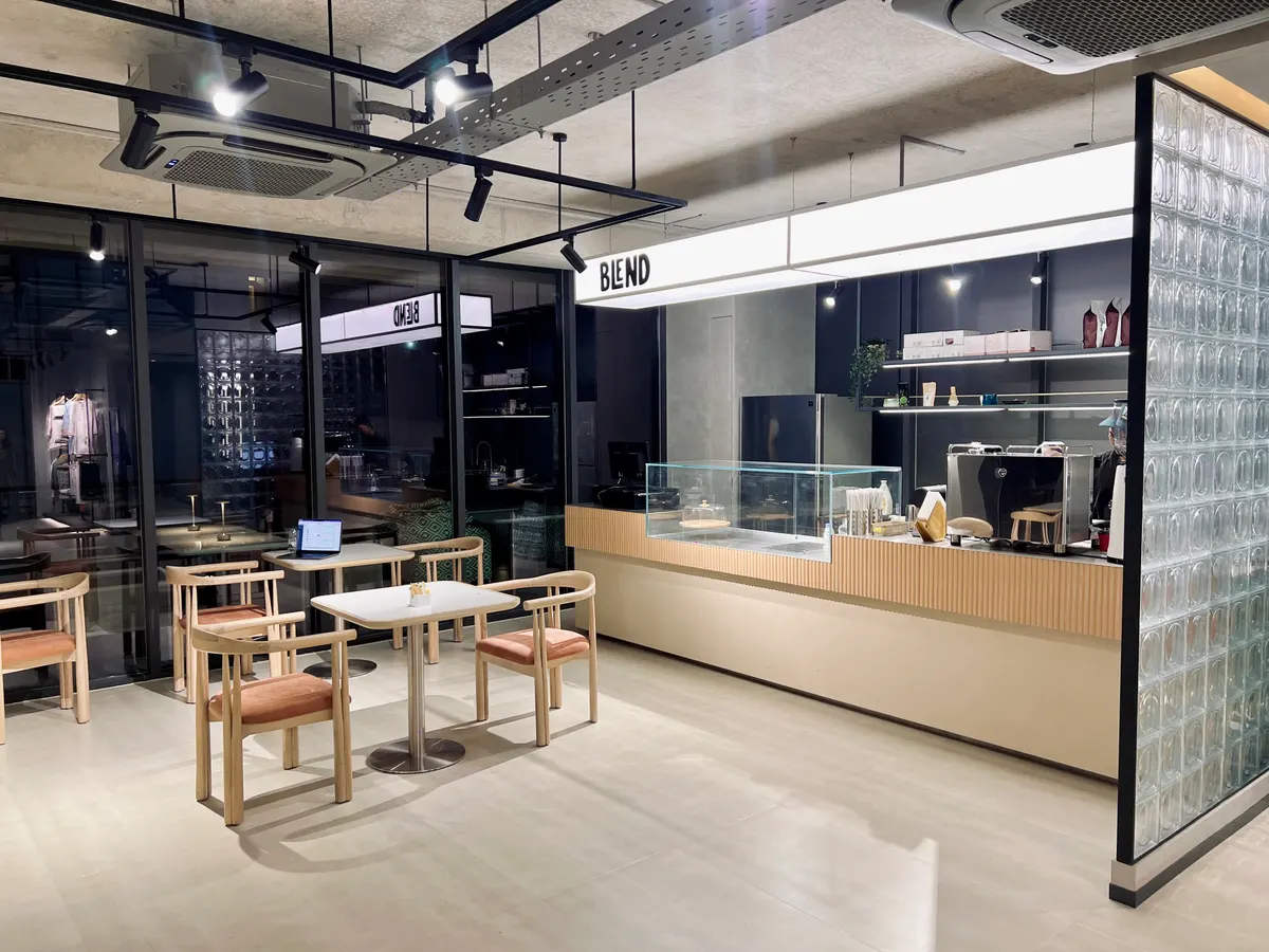 Blend cafe & bakery