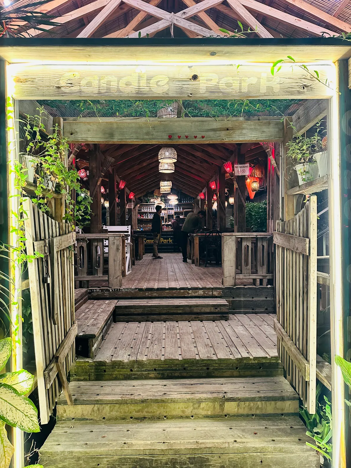 Candle Park Cafe n Restaurant