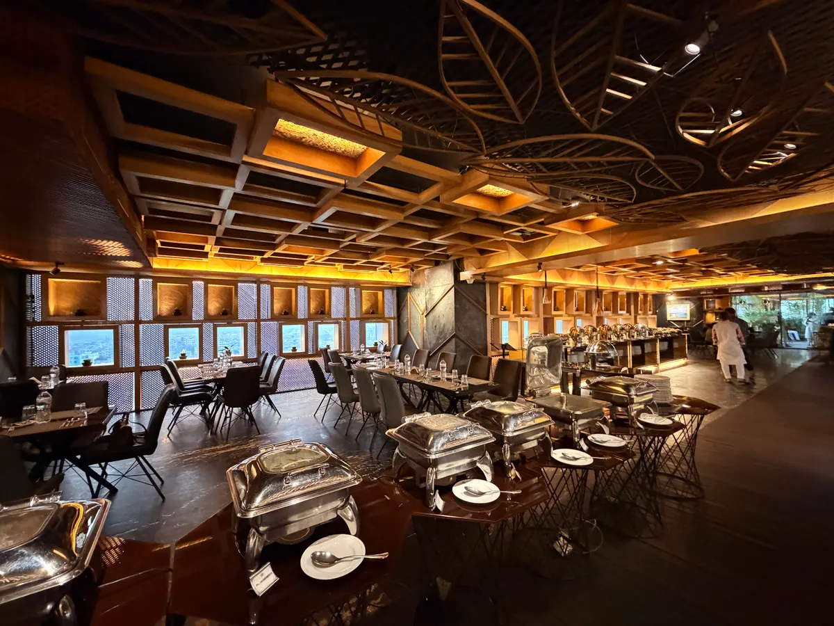 The Green Lounge Bashundhara R/A
