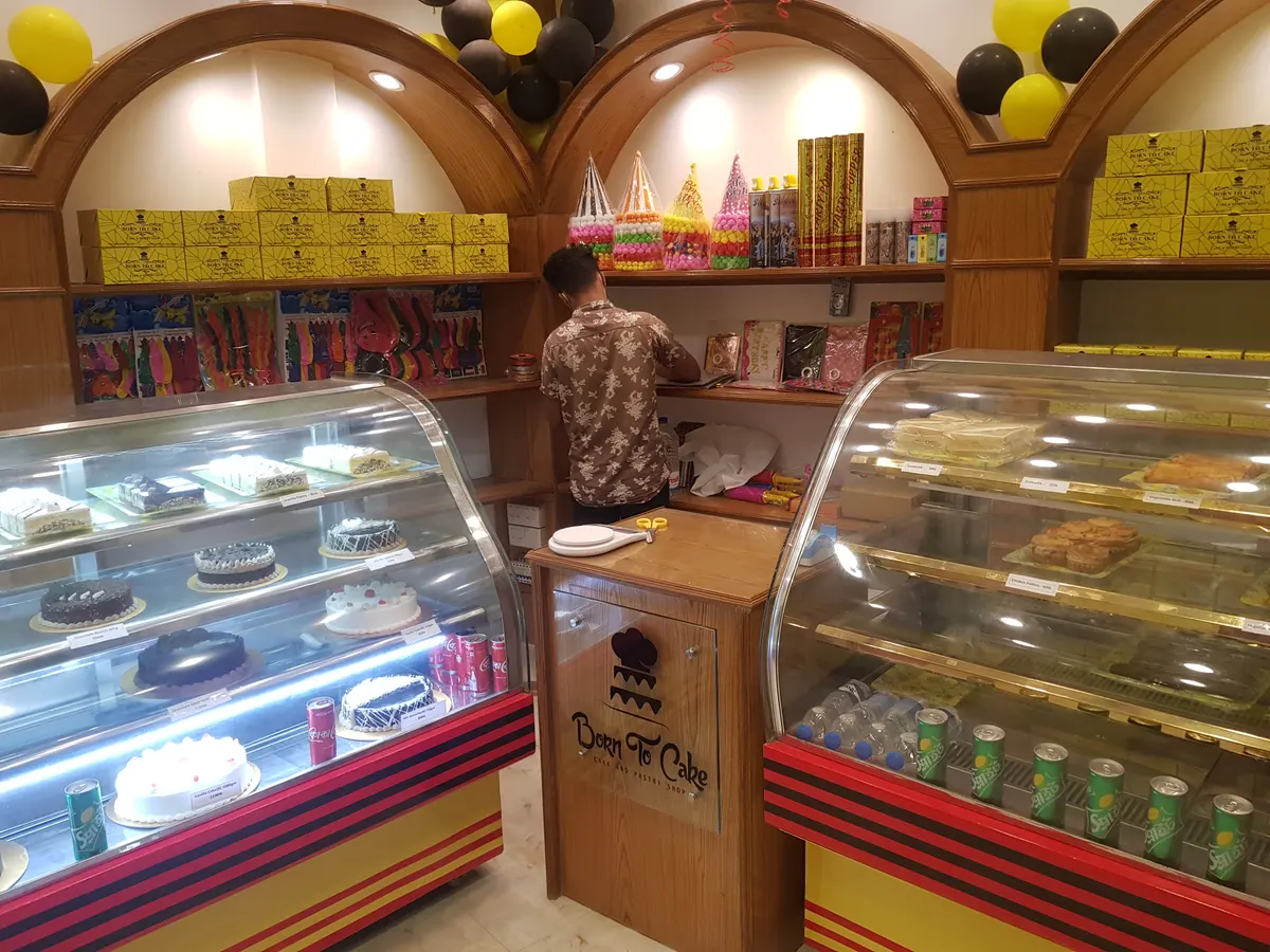 BORN TO CAKE AND PASTRY SHOP
