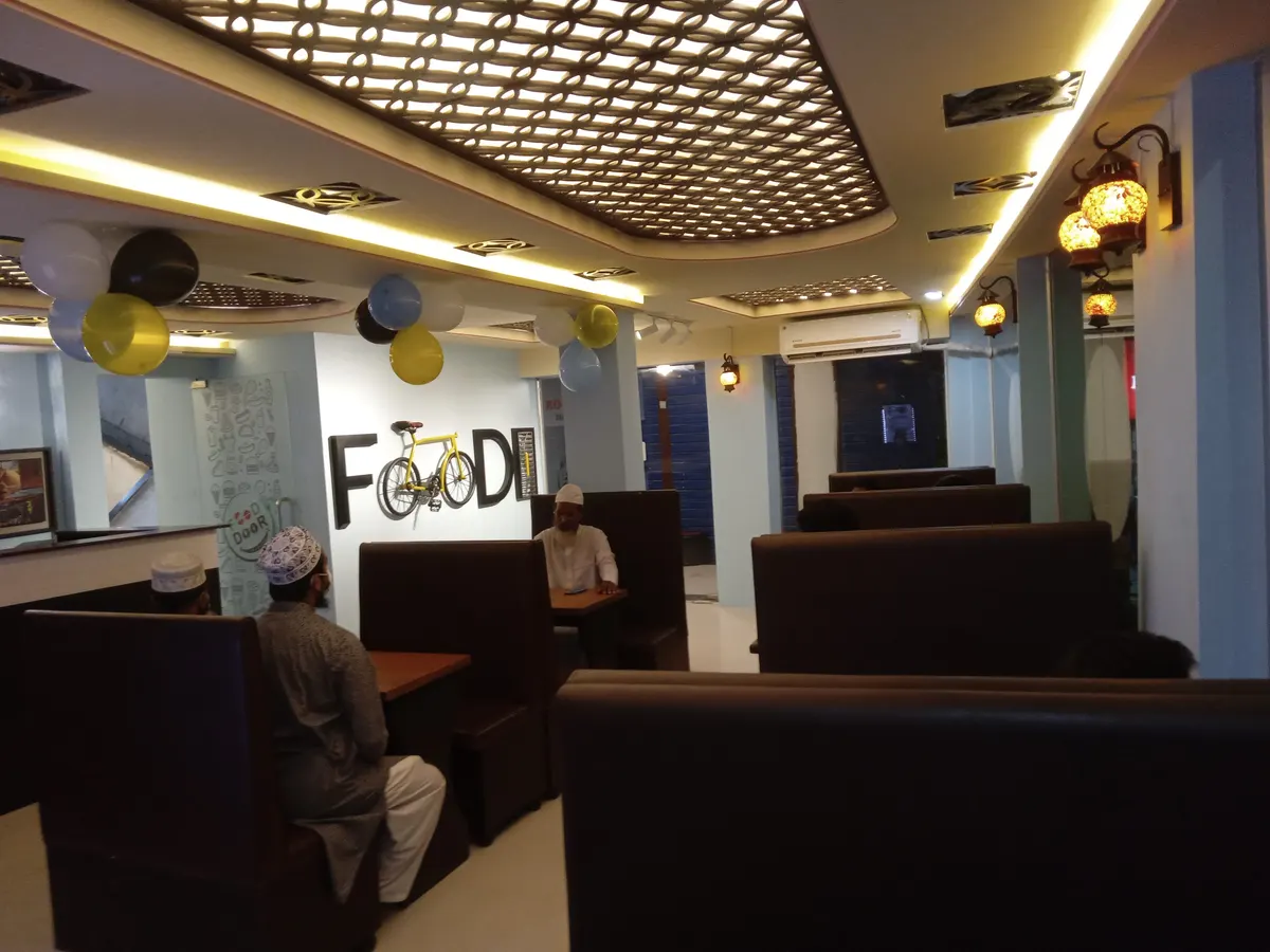 Food Door Cafe & Restaurant
