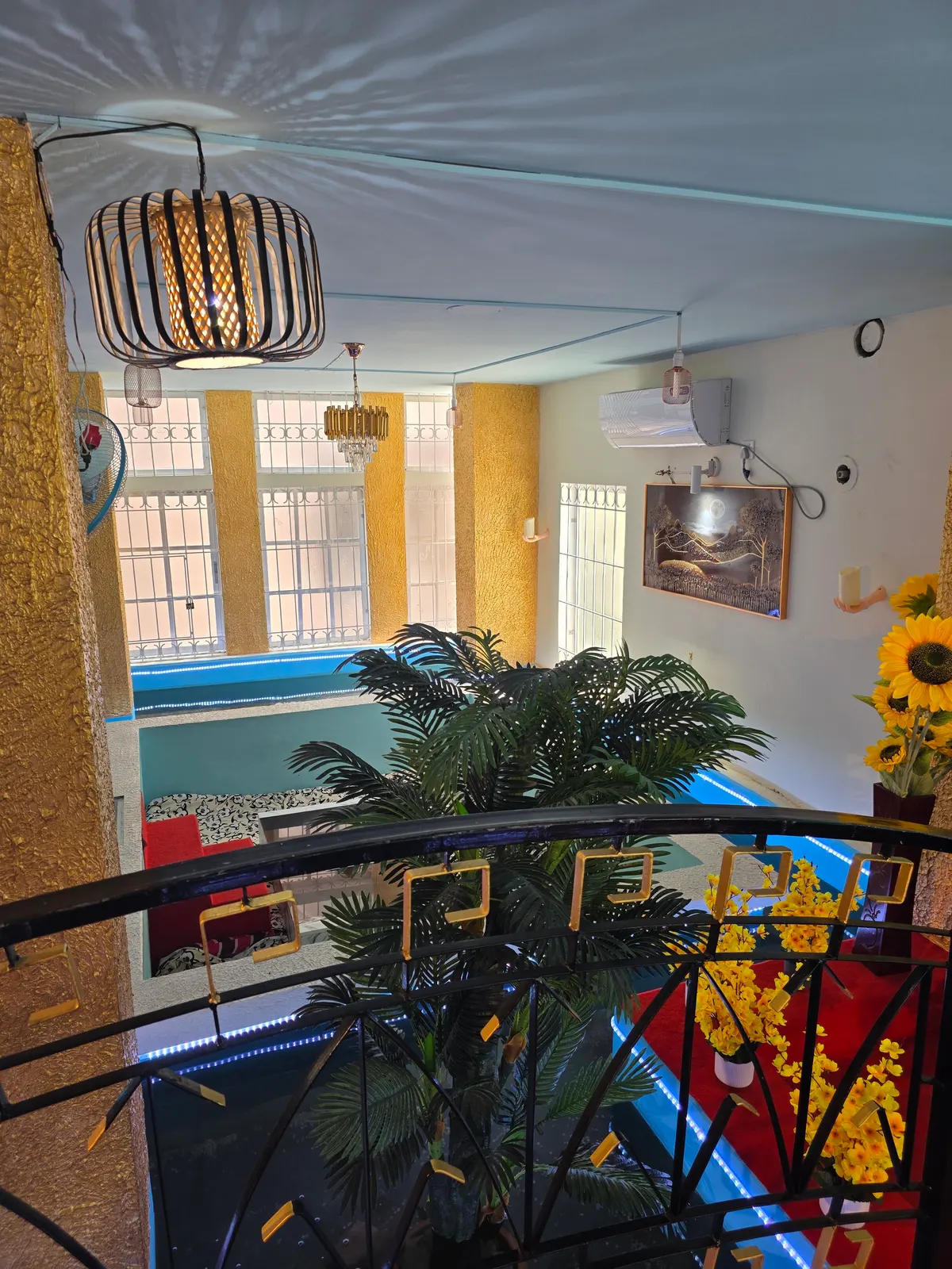 Shantir Neer Vashoman Restaurant