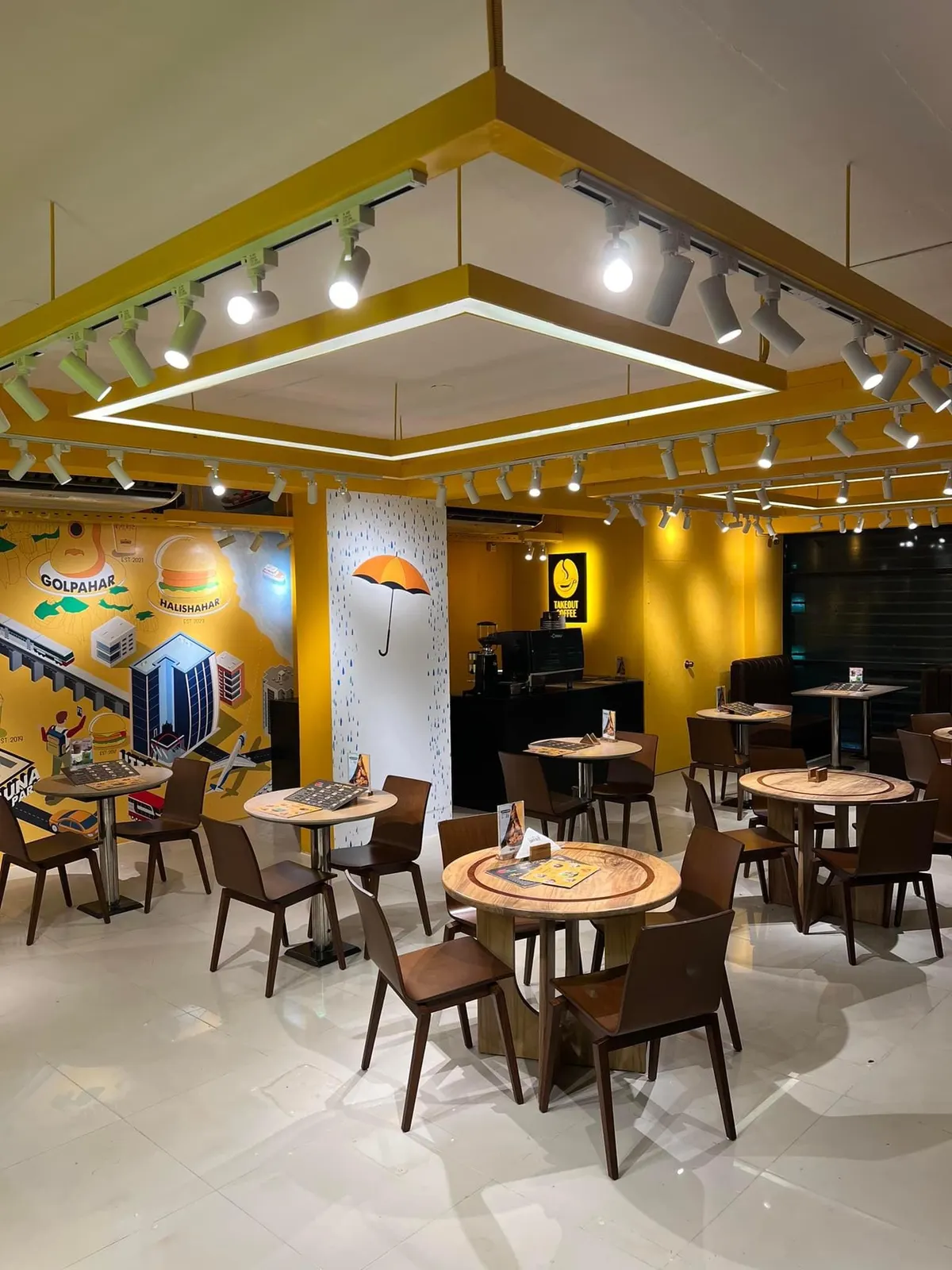 Takeout Dhanmondi — interior