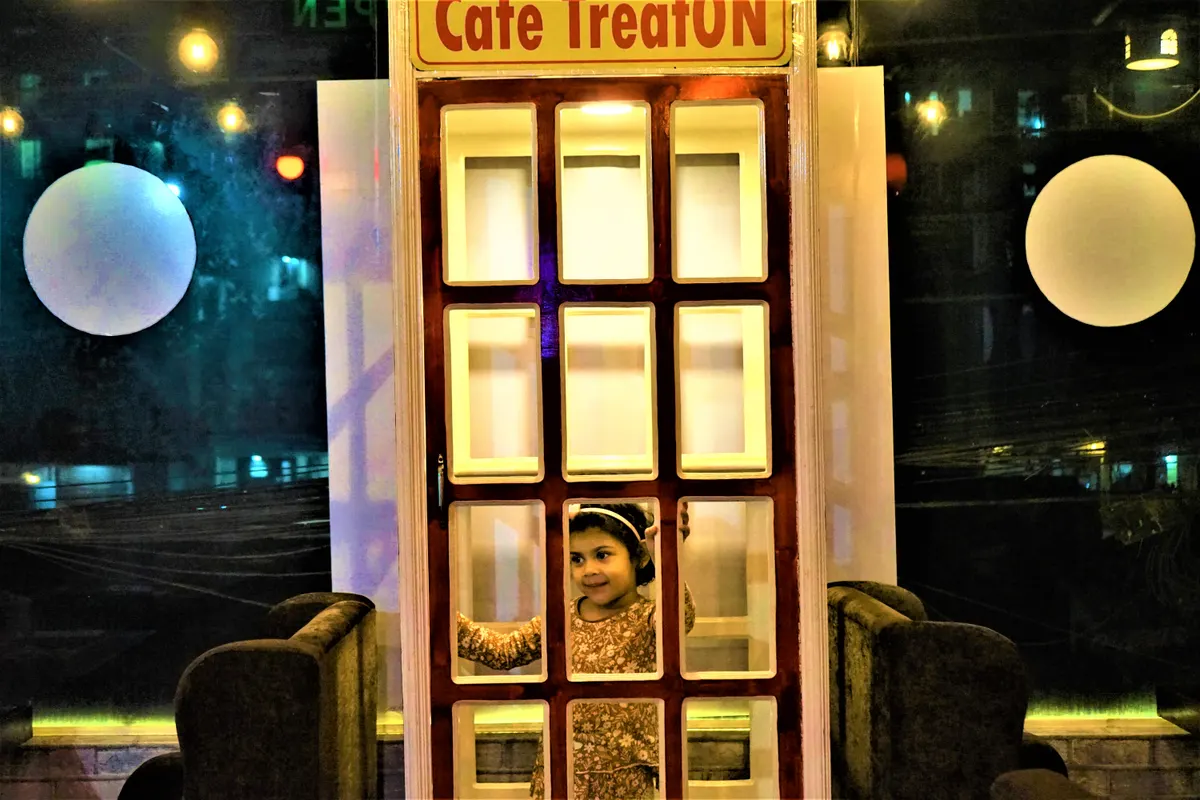 Cafe TreatON