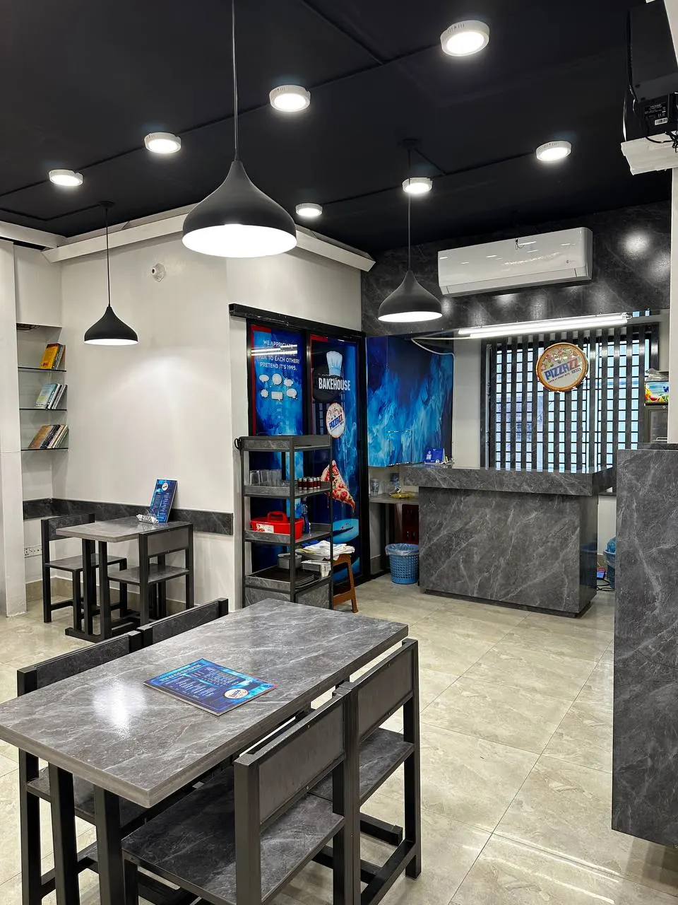 Pizzazz Cafe