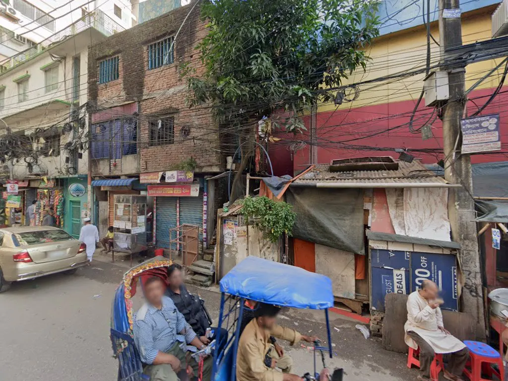 Wari Street Food Market