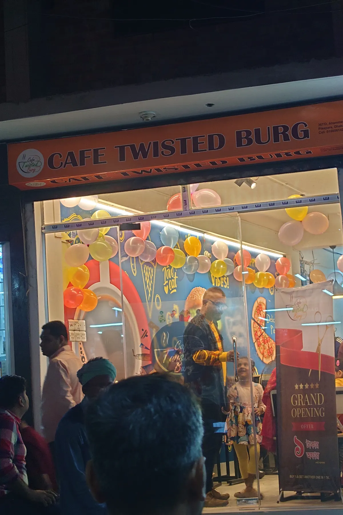 Cafe Twisted Burg