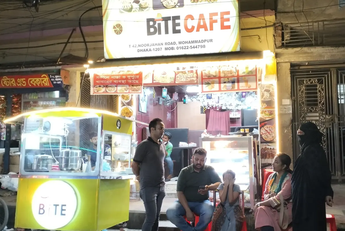 One Bite Cafe — exterior