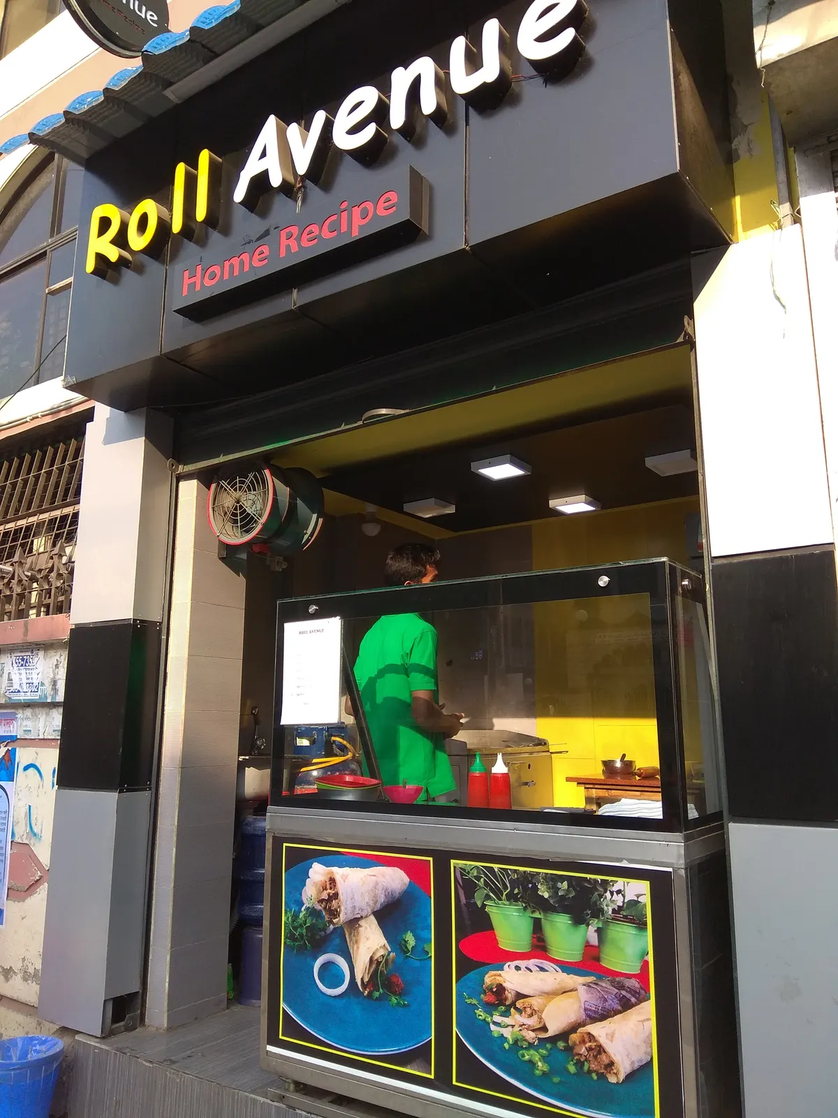 Roll Avenue