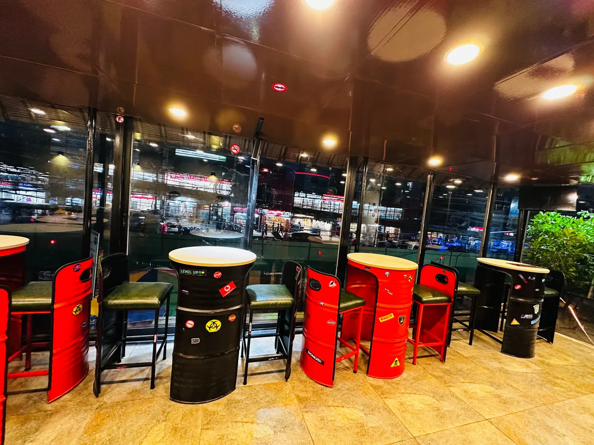 Vestro Restaurant