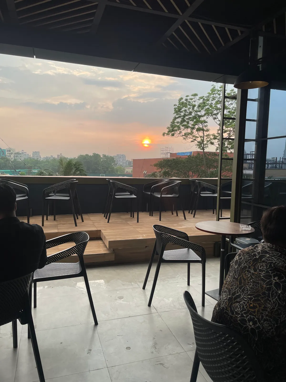 Delectus Cafe & Bistro